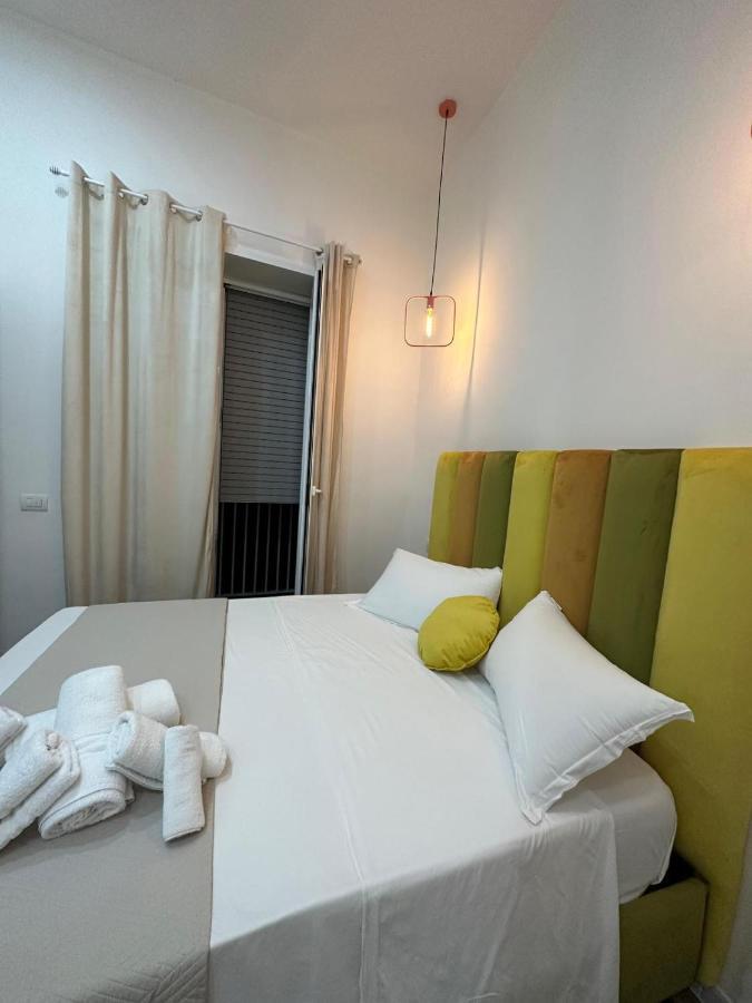 Couette-café San Ferdinando Naples